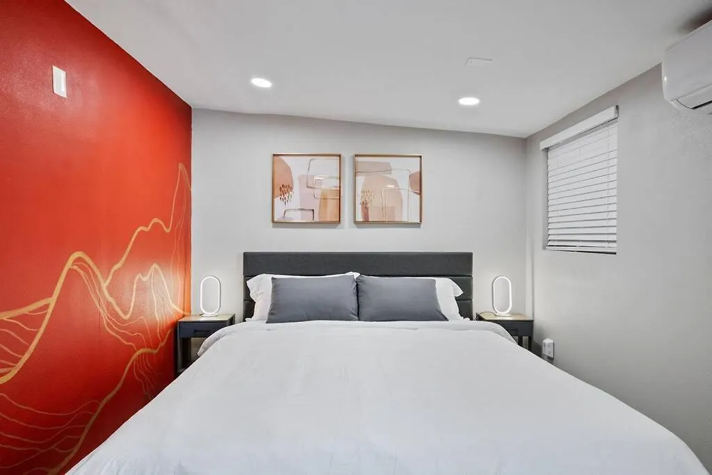 12 Minutes From Downtown Phoenix - 1 Bedroom #B 0*,  USA
